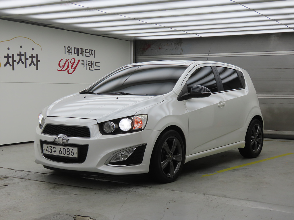 쉐보레 (대우) 아베오 5도어 1.4 터보 RS