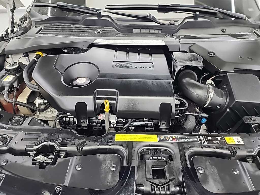 랜드로버 레인지로버 이보크(2세대) 2.0 D180 SE - 이미지 17