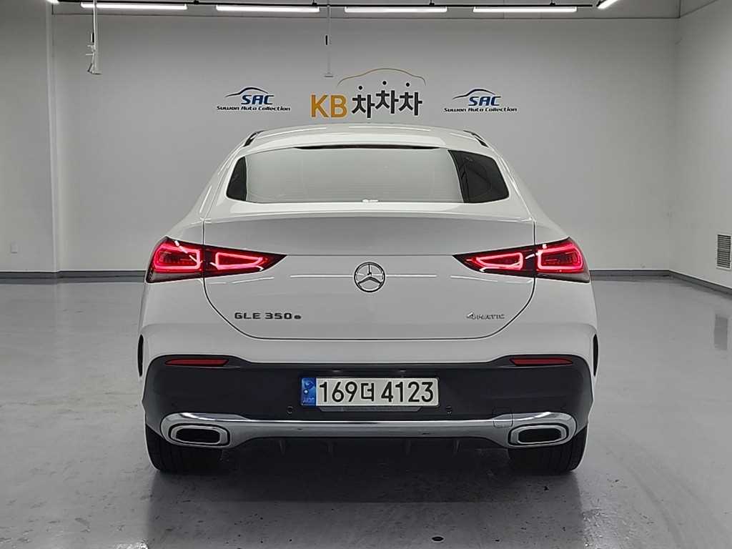 벤츠 GLE클래스(4세대) GLE 350e 4매틱 쿠페 - 이미지 18