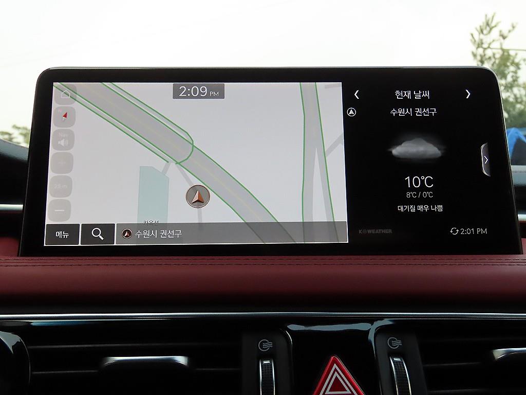 제네시스 더 뉴G70 가솔린 2.0T 2WD 스포츠 패키지 - 이미지 10