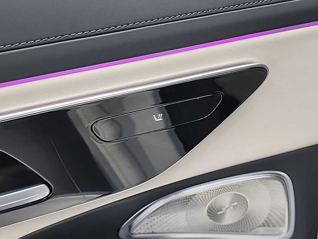 벤츠 E클래스(6세대) E300 4매틱 AMG 라인 - 이미지 4