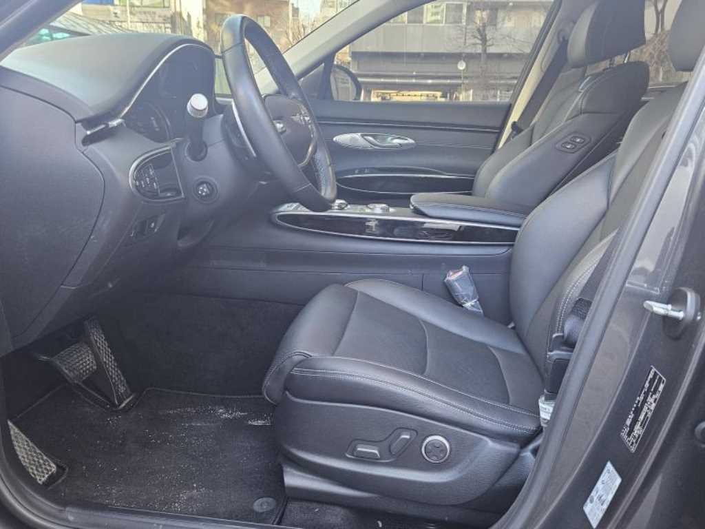 제네시스 GV70 2.5T 2WD 기본형 - 이미지 7