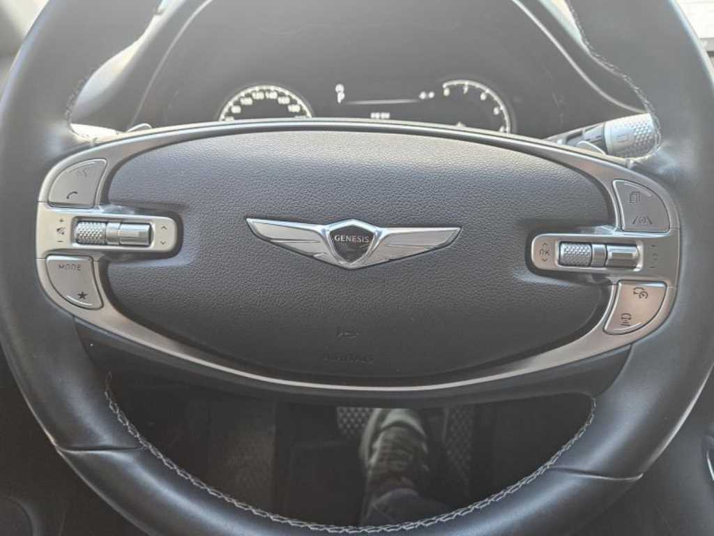 제네시스 GV70 2.5T 2WD 기본형 - 이미지 2