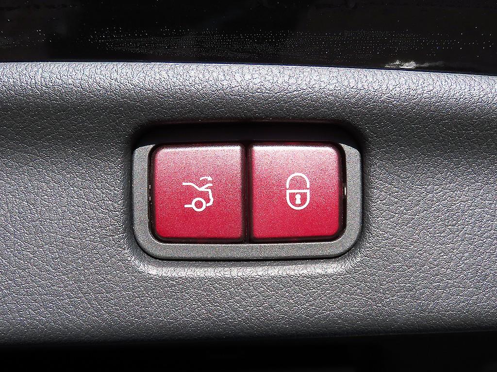 벤츠 C클래스(5세대) C200 아방가르드 - 이미지 6