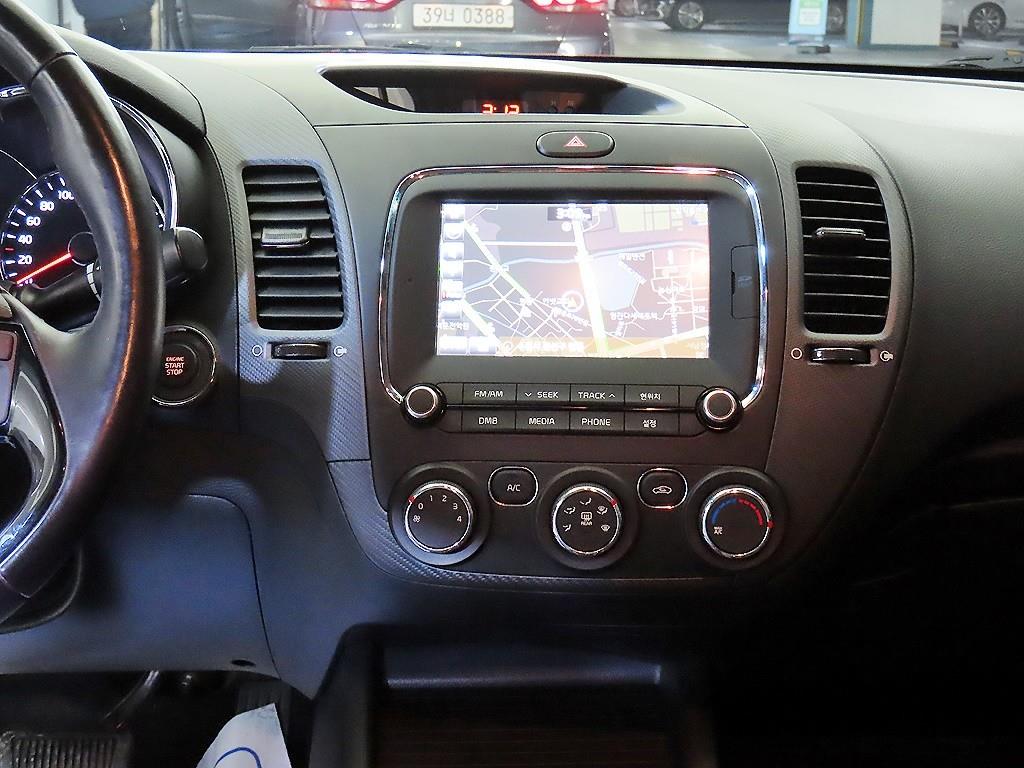 기아 더 뉴K3 1.6 GDI 트렌디 스타일 - 이미지 8