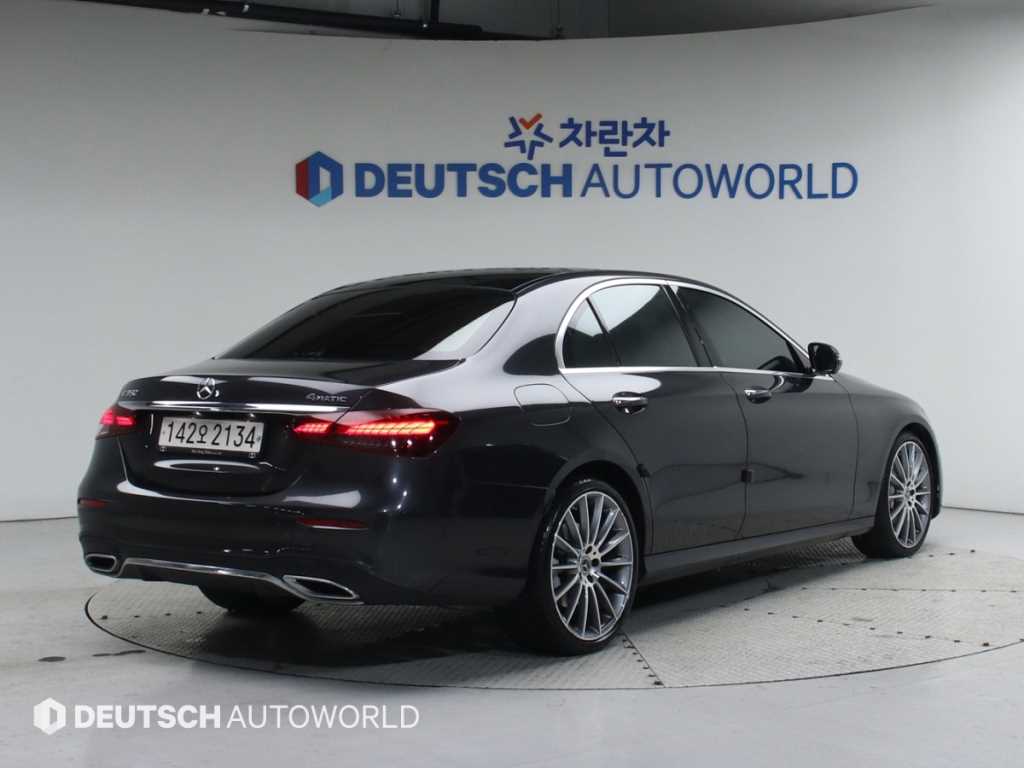 벤츠 E클래스(5세대) E350 4매틱 AMG 라인