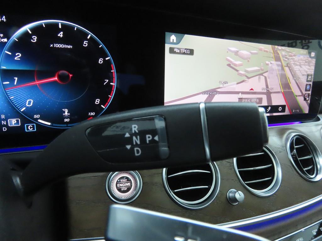 벤츠 E클래스(5세대) E250 익스클루시브 - 이미지 20