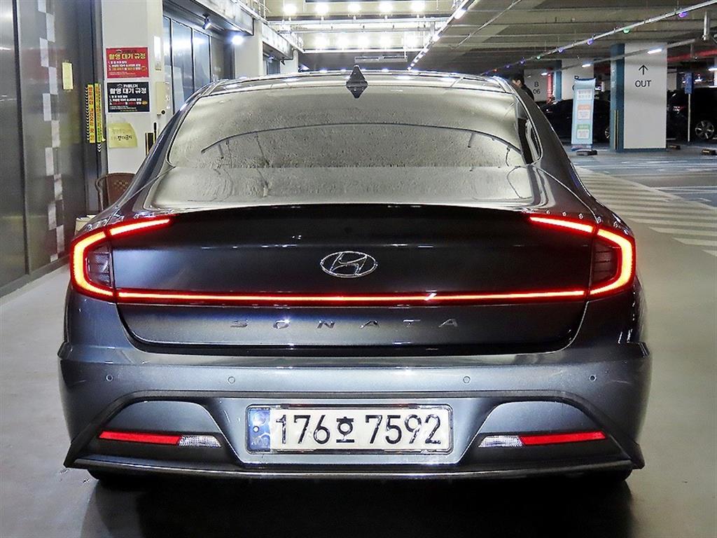 현대 쏘나타(DN8) 하이브리드 2.0 HEV 프리미엄 플러스 - 이미지 15