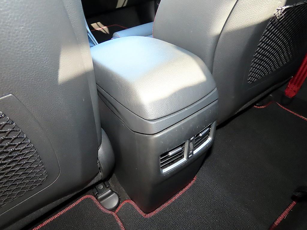 현대 더 뉴i30 2.0 GDi D스펙 - 이미지 10