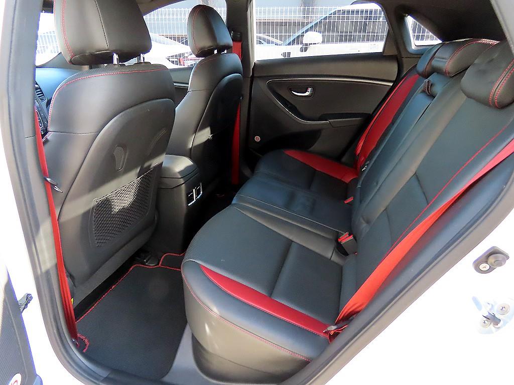 현대 더 뉴i30 2.0 GDi D스펙 - 이미지 16