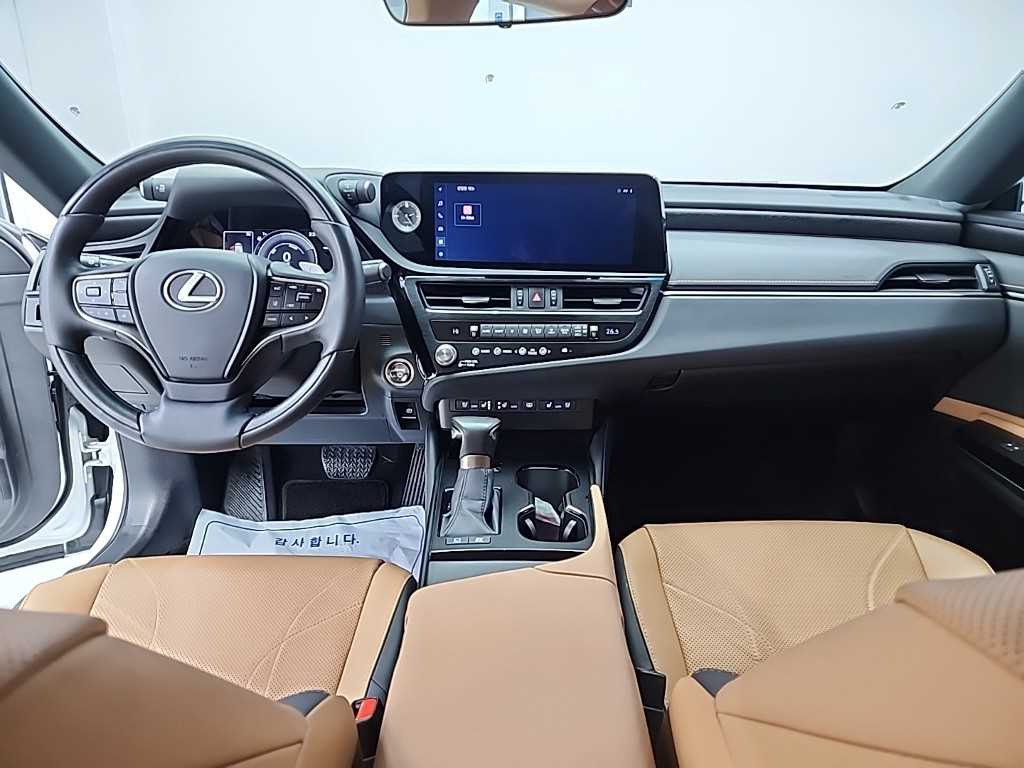 렉서스 ES(7세대) 300h 럭셔리 플러스 - 이미지 3