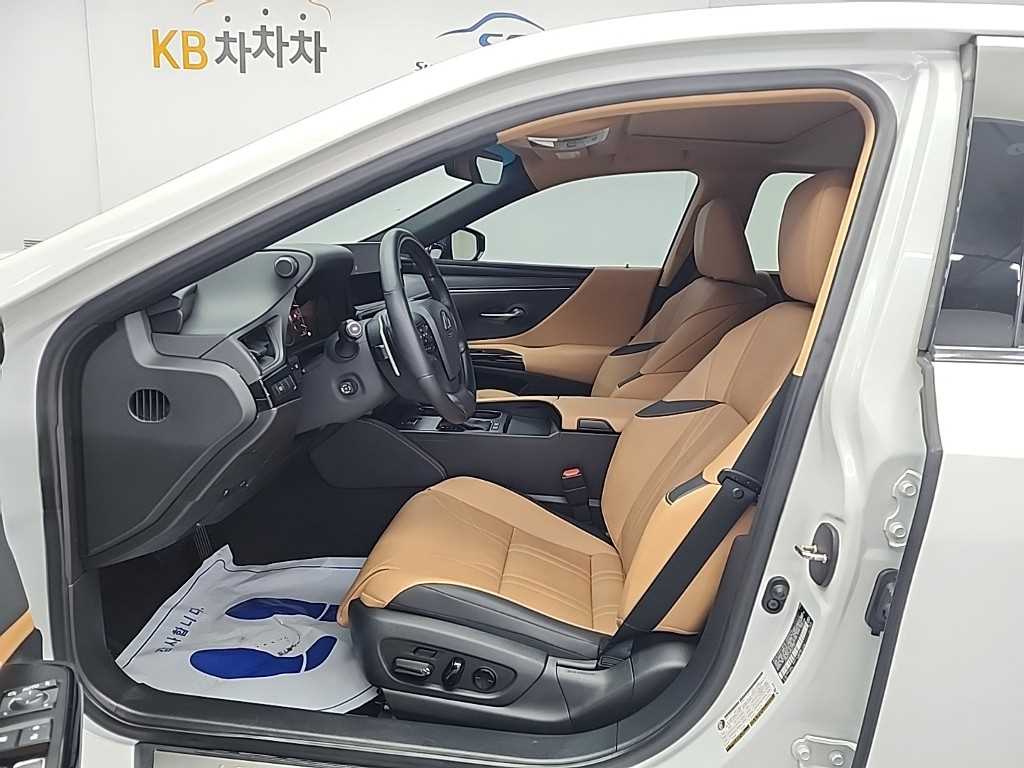 렉서스 ES(7세대) 300h 럭셔리 플러스 - 이미지 7