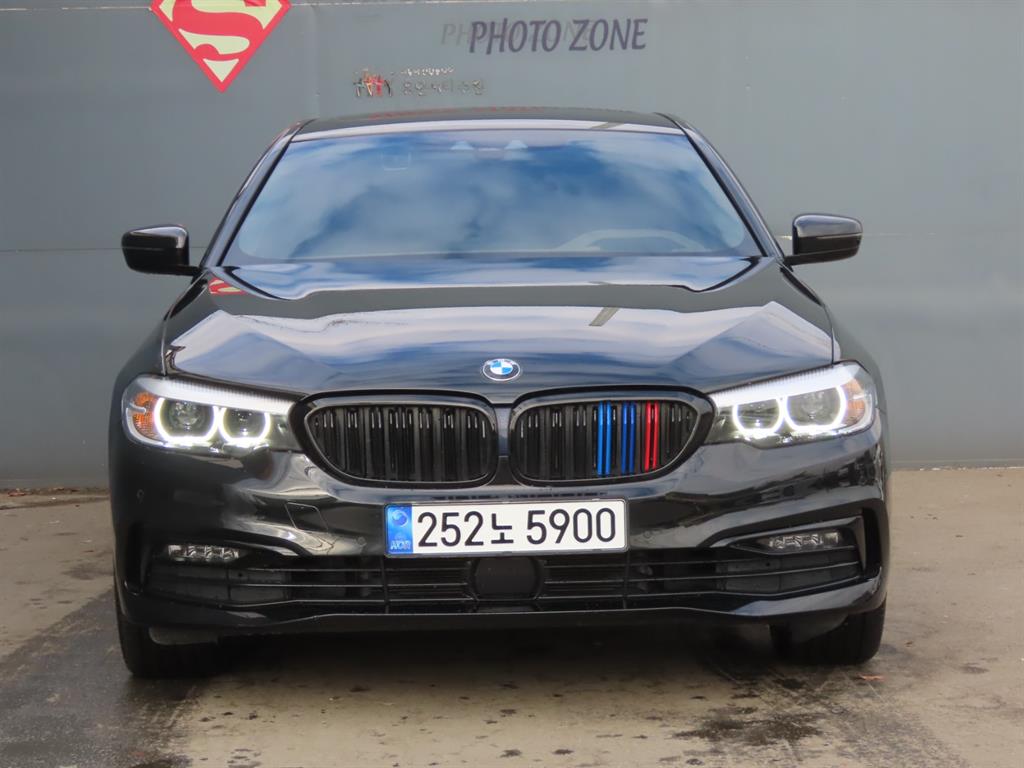 BMW 5시리즈(7세대) 520i 럭셔리 - 이미지 19