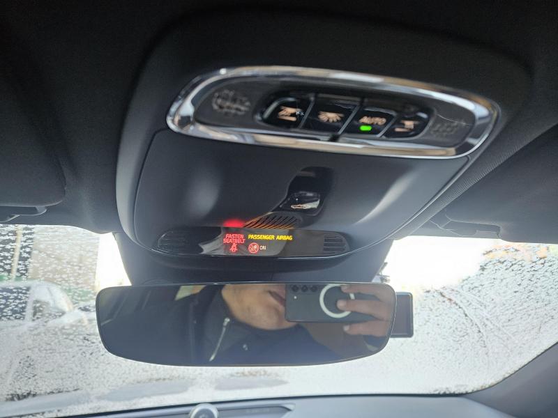 볼보 V90 크로스컨트리 2.0 T5 AWD 프로 - 이미지 16