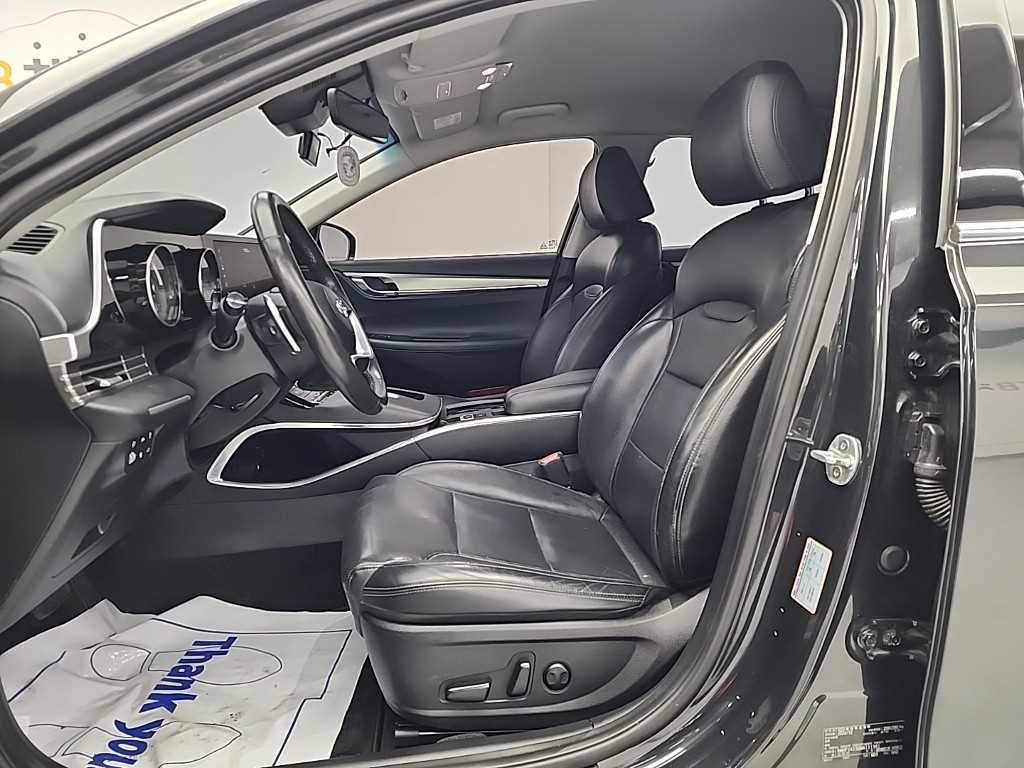 현대 더 뉴그랜저IG 하이브리드 2.4 HEV 프리미엄 초이스 - 이미지 16