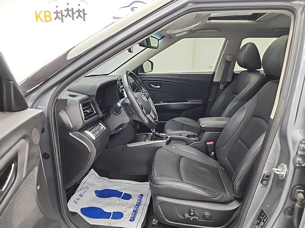 KG모빌리티(쌍용) 뉴 티볼리 에어 1.5 가솔린 터보 업비트 - 이미지 12