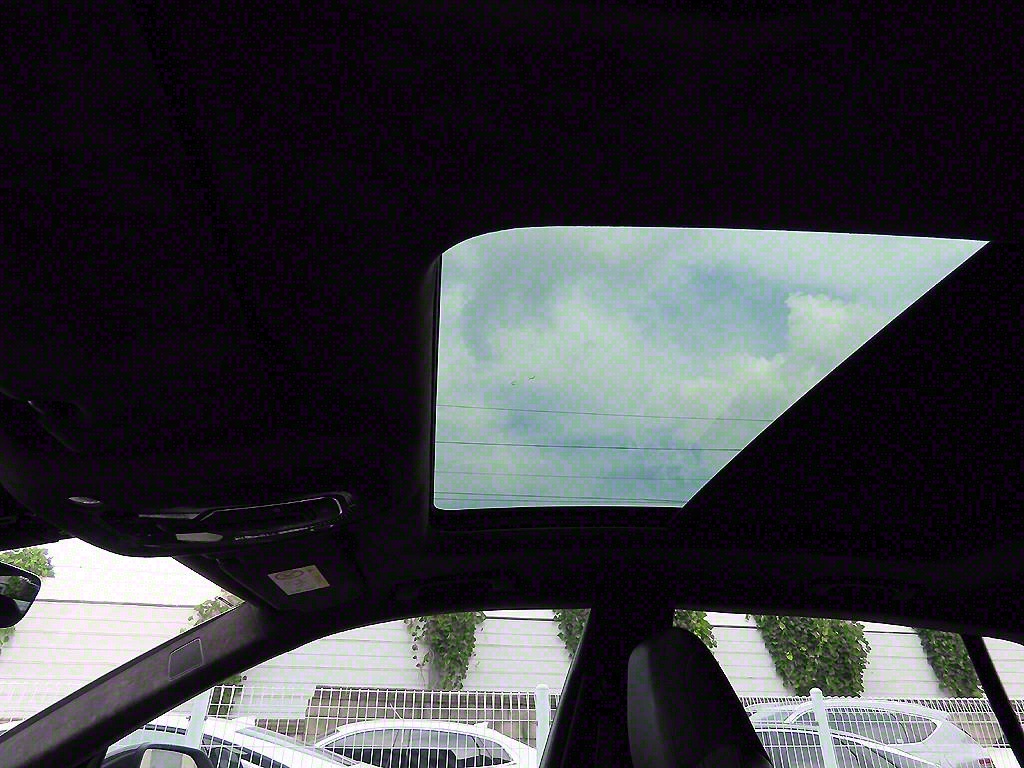 아우디 RS Q8 4.0 TFSI 콰트로 - 이미지 8