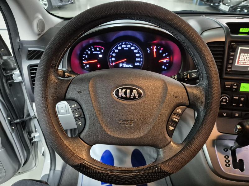 기아 카니발 R 9인승 디젤 GLX 최고급형 - 이미지 9