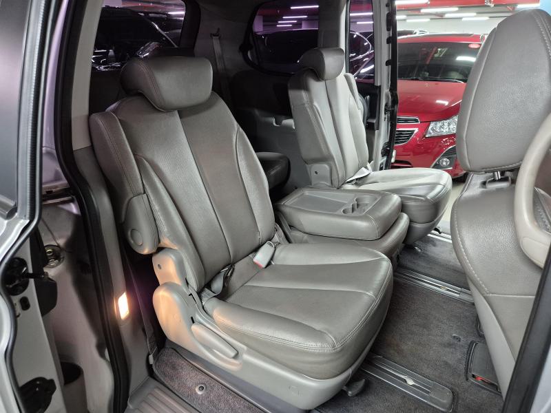 기아 카니발 R 9인승 디젤 GLX 최고급형 - 이미지 20