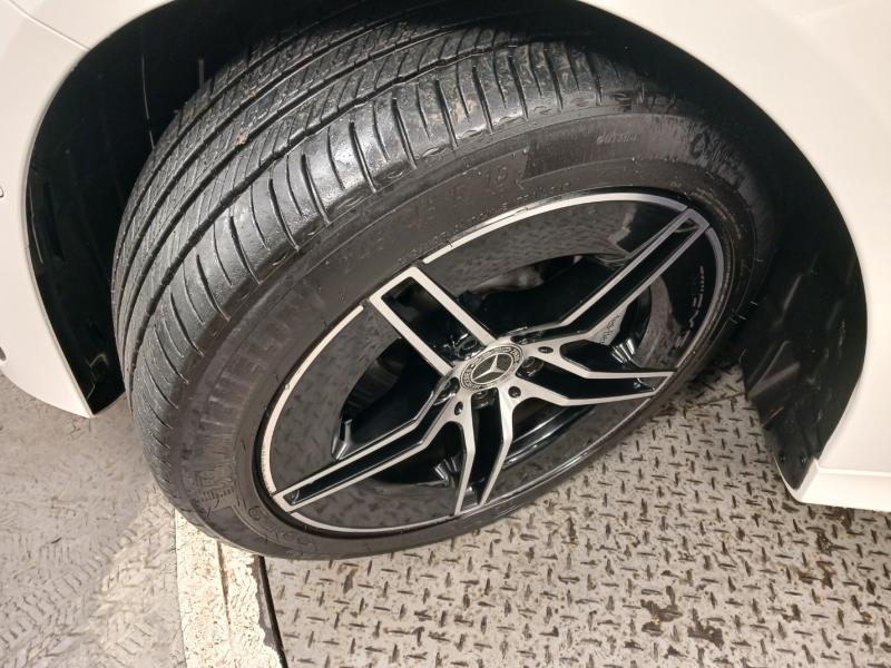 벤츠 E클래스(6세대) E300 4매틱 AMG 라인