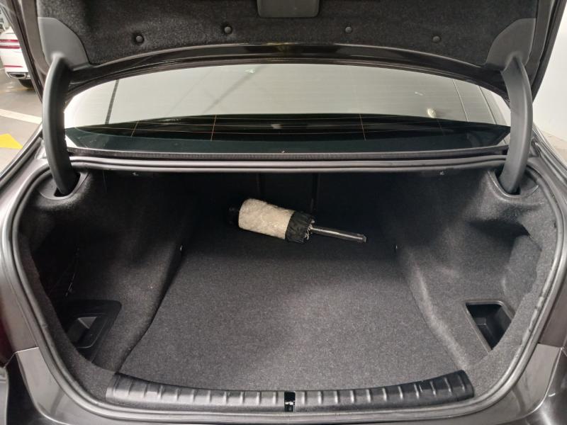 BMW 5시리즈(7세대) 523d xDrive M 스포츠팩 - 이미지 8