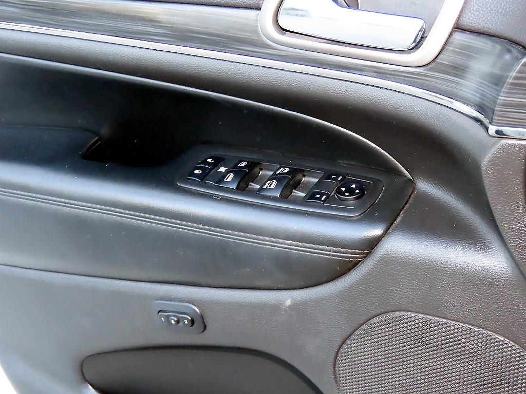 지프 그랜드 체로키(WK2) 3.6 V6