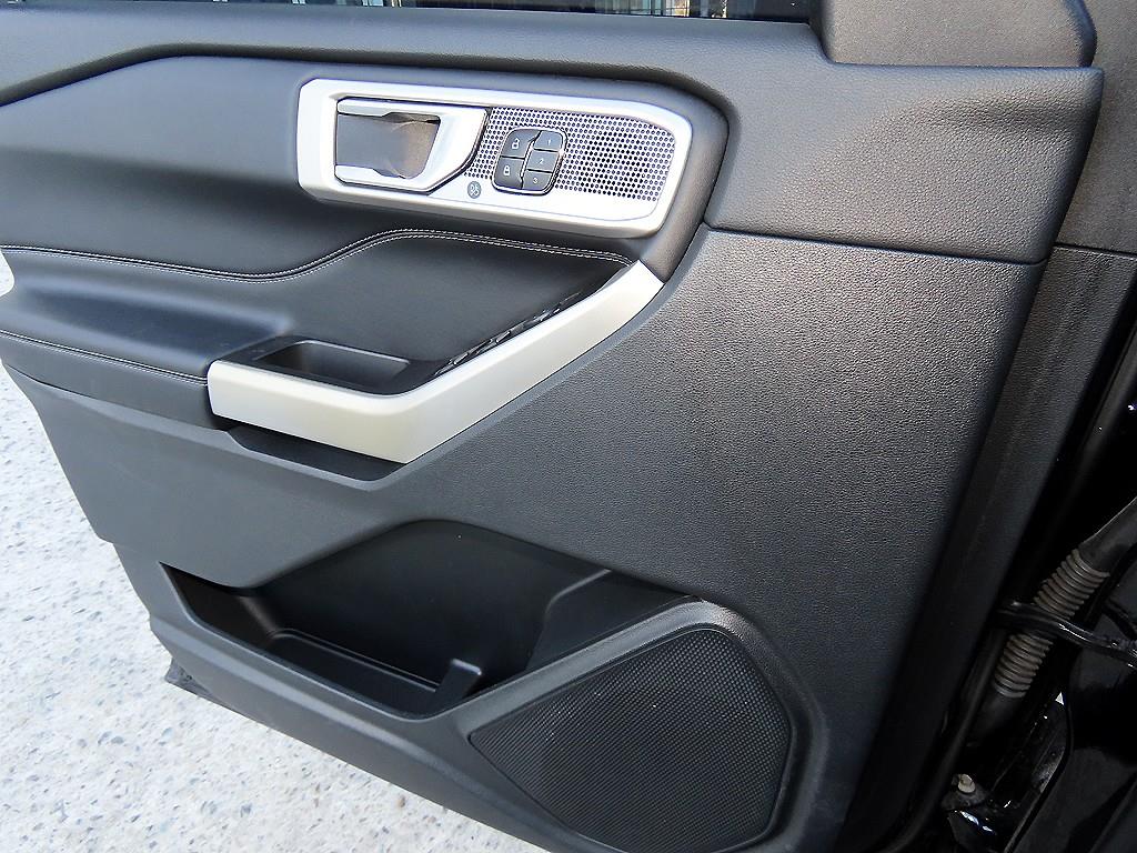 포드 익스플로러(6세대) 2.3 AWD 리미티드 - 이미지 2