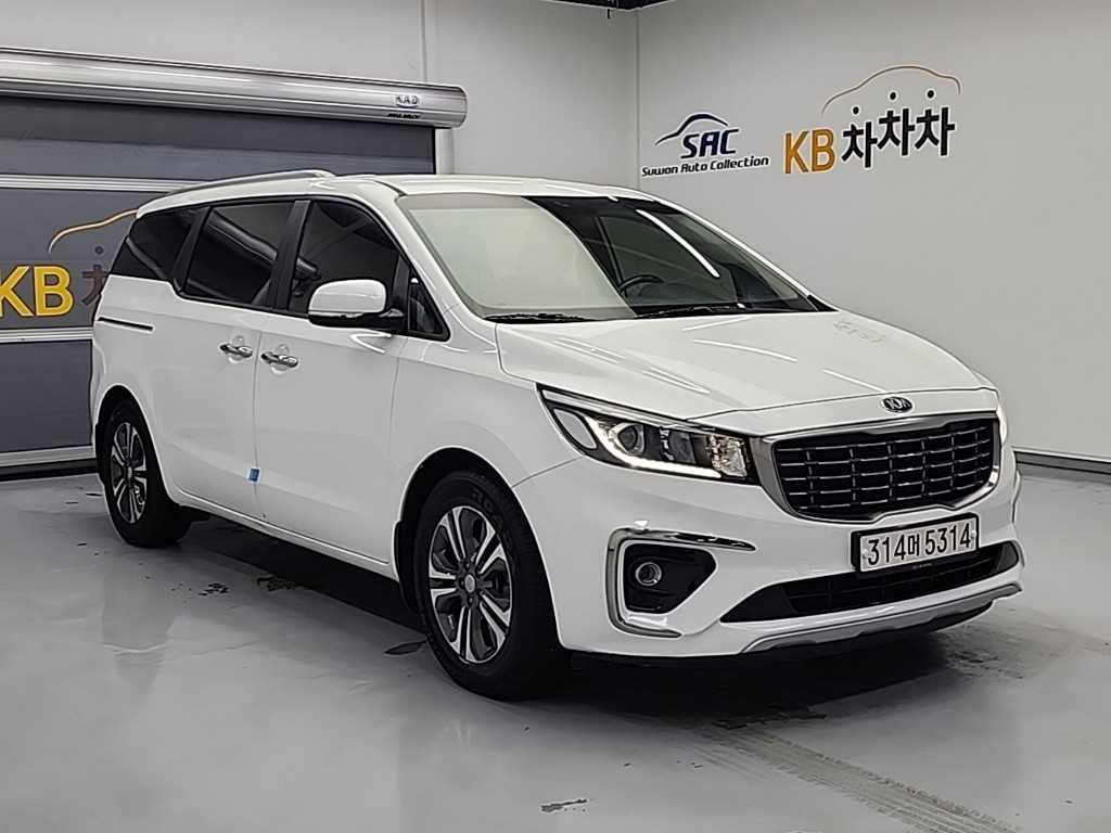 기아 더 뉴카니발 9인승 디젤 럭셔리 - 이미지 18