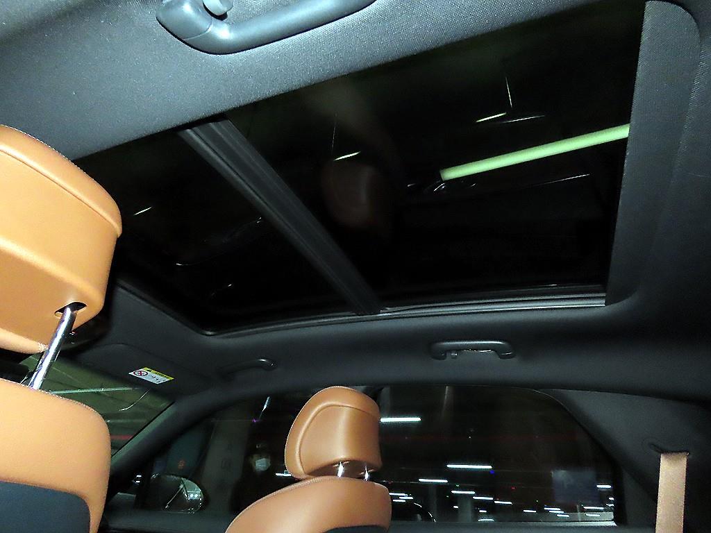 제네시스 GV70 2.5T AWD 기본형 - 이미지 17