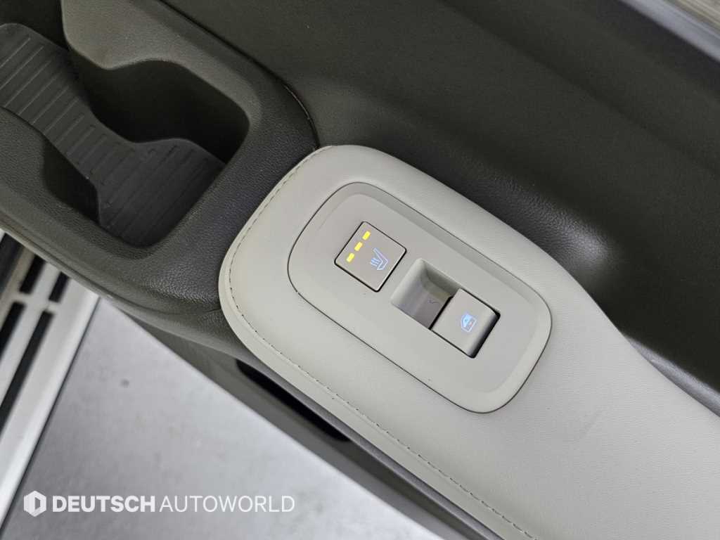 현대 디 올뉴싼타페 하이브리드 1.6 HEV AWD 캘리그래피 - 이미지 17