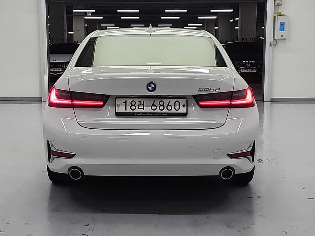 BMW 3시리즈(7세대) 320d 럭셔리 - 이미지 8