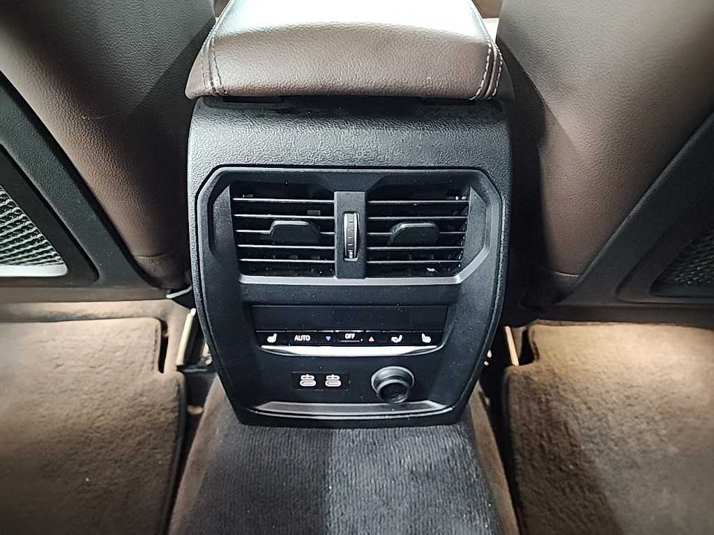 BMW 3시리즈(7세대) 320d 럭셔리 - 이미지 4