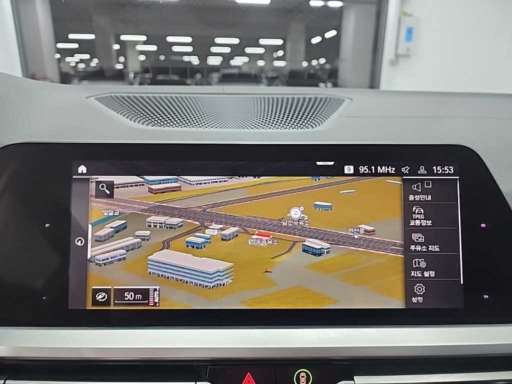 BMW 3시리즈(7세대) 320d 럭셔리 - 이미지 9