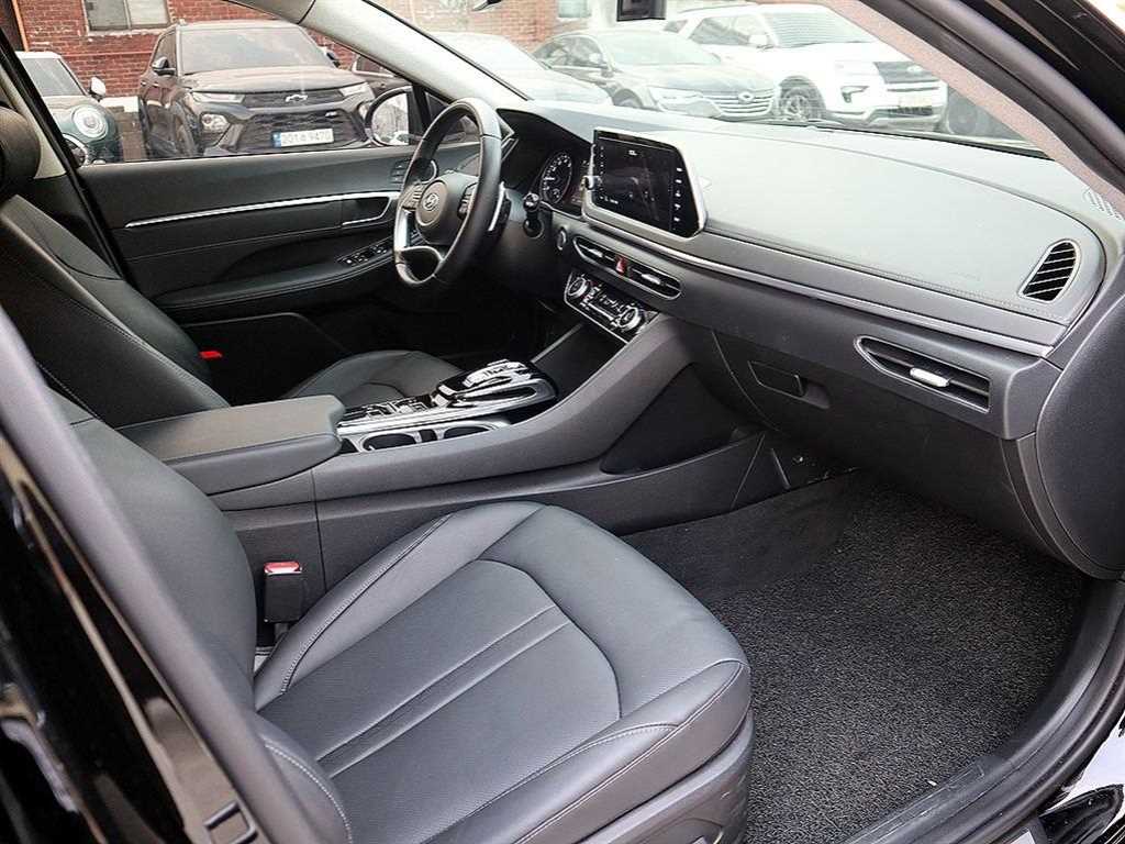 현대 쏘나타(DN8) G2.0 프리미엄 플러스 - 이미지 13