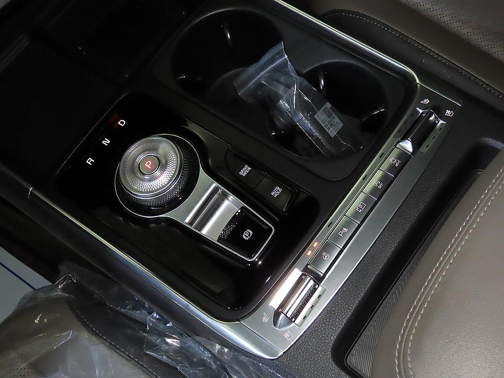 기아 더 뉴카니발(KA4) 9인승 디젤 노블레스