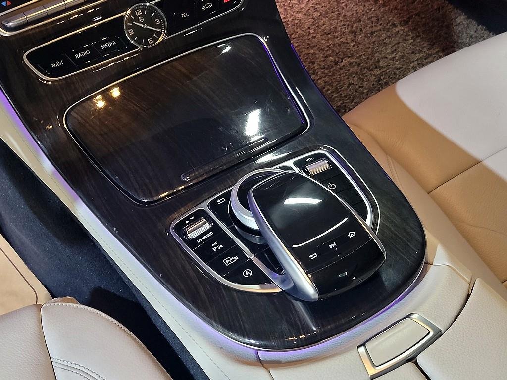 벤츠 E클래스(5세대) E220d