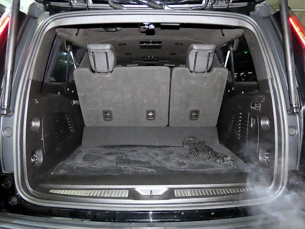 캐딜락 에스컬레이드(4세대) 6.2 V8 ESV - 이미지 8