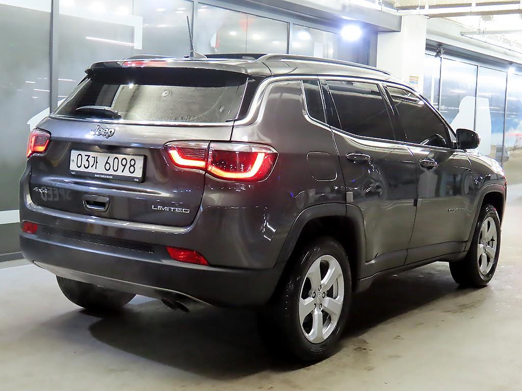 지프 컴패스(MP) 2.4 AWD 리미티드 - 이미지 13