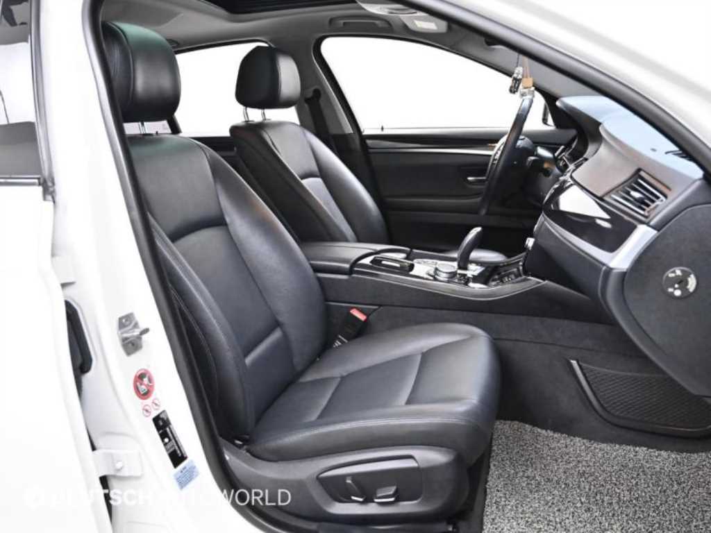 BMW 5시리즈(6세대) 520d M 에어로다이나믹 - 이미지 10