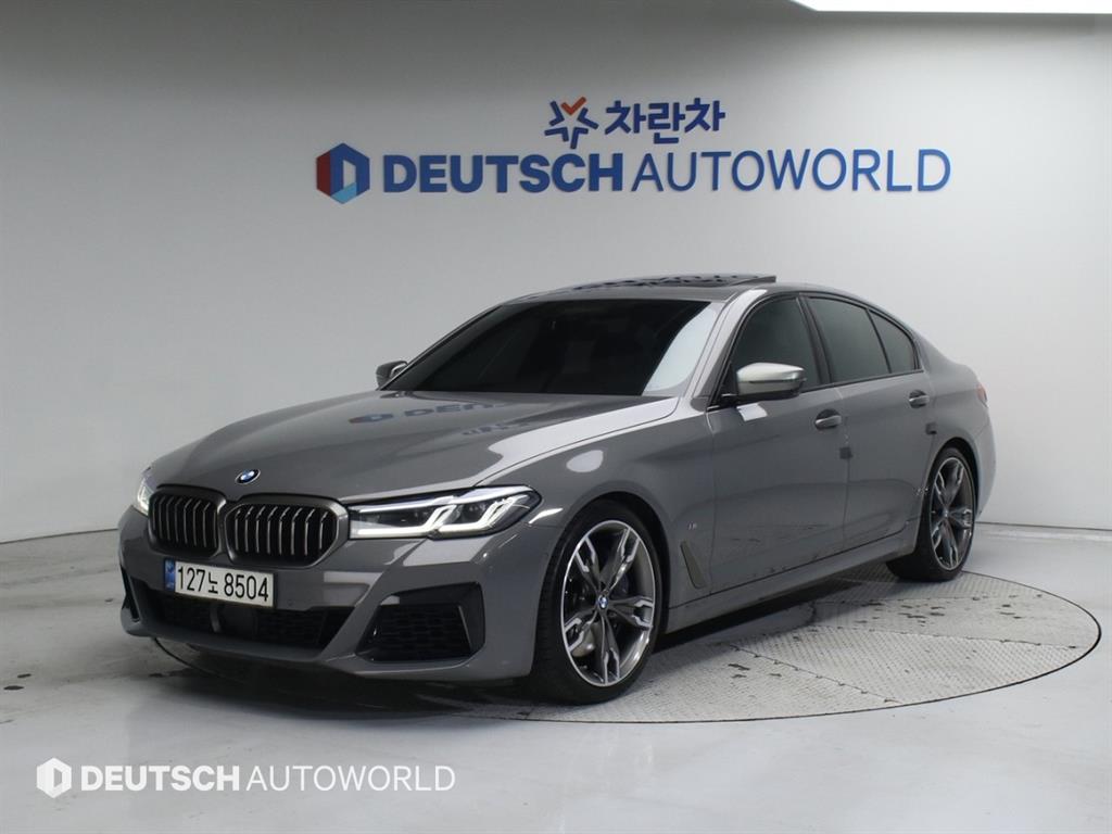 BMW 5시리즈(7세대) M550i xDrive - 이미지 14