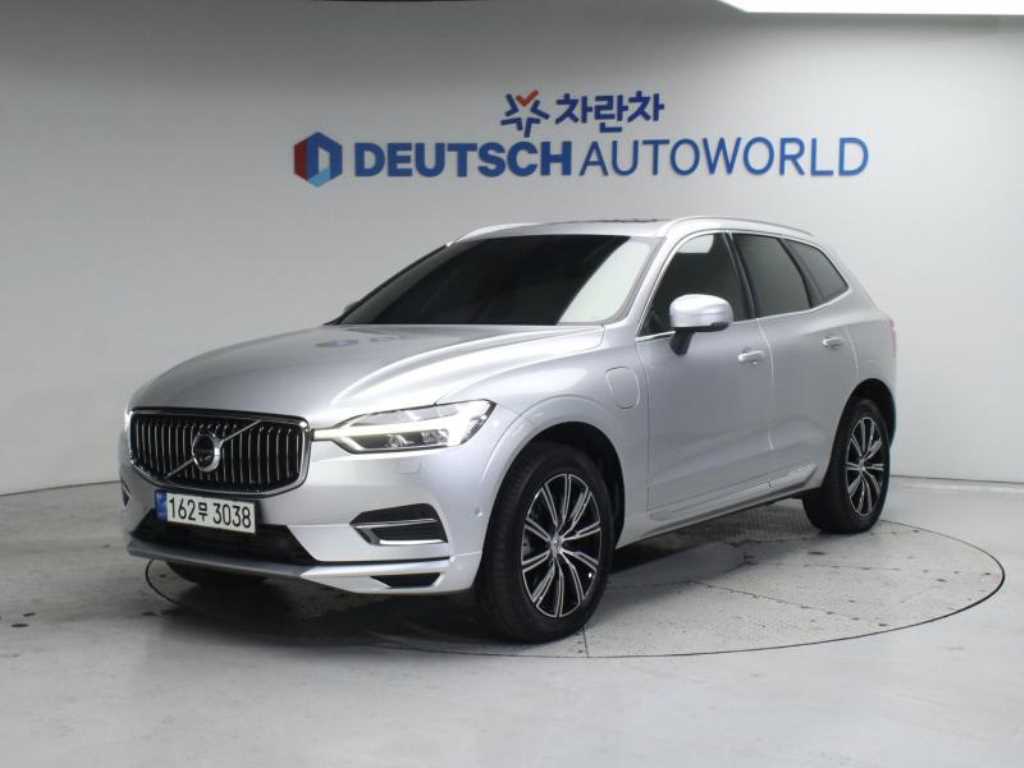 볼보 XC60(2세대) T8 AWD 인스크립션 - 이미지 14
