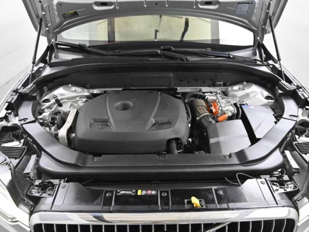 볼보 XC60(2세대) T8 AWD 인스크립션 - 이미지 18