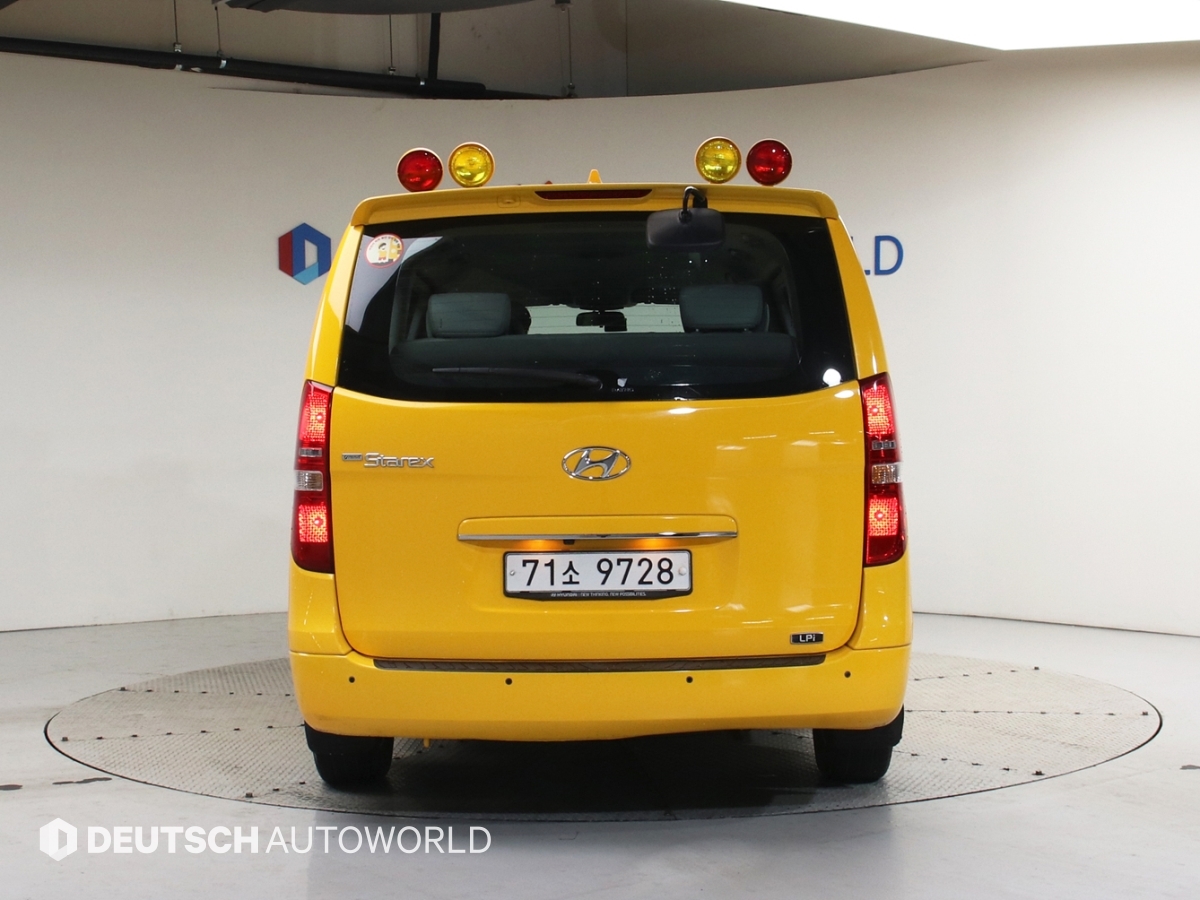 현대 더 뉴그랜드스타렉스 어린이보호차 12인승 LPi - 이미지 18