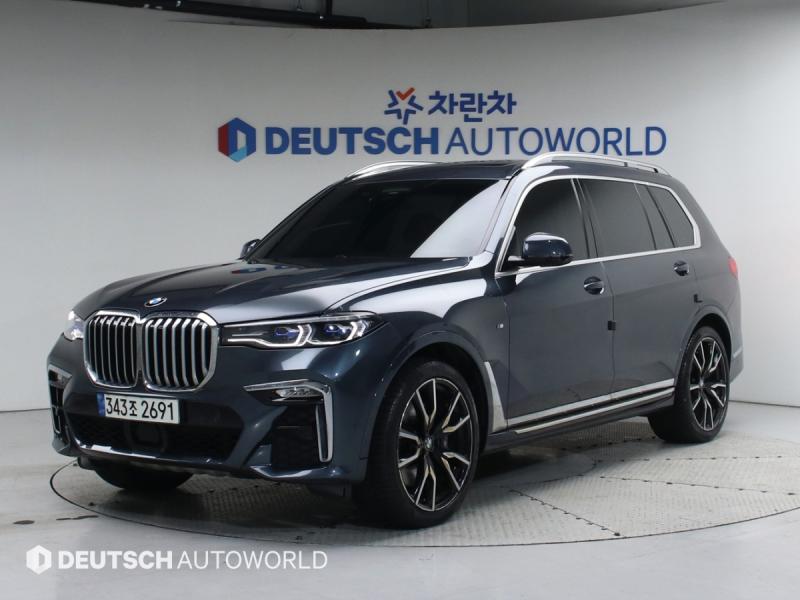 BMW X7 40i xDrive M스포츠 팩 - 이미지 18