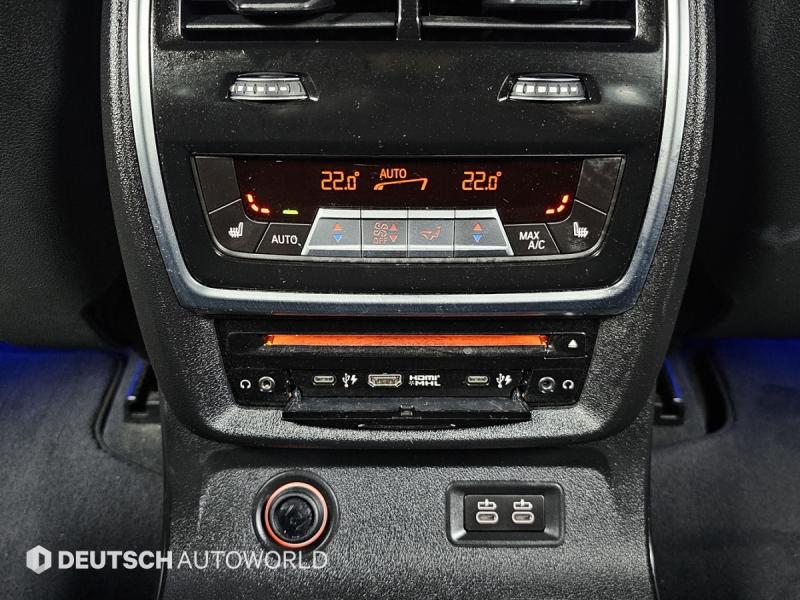 BMW X7 40i xDrive M스포츠 팩 - 이미지 19