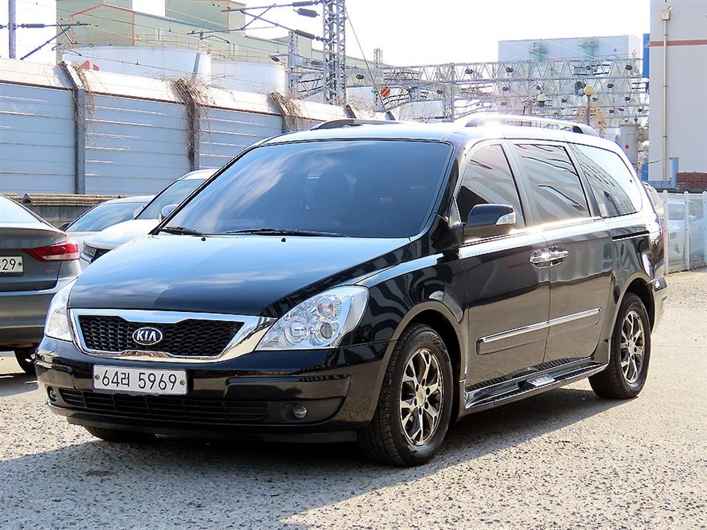 기아 카니발 R 리무진 디젤 9인승 GLX 최고급형 - 이미지 5