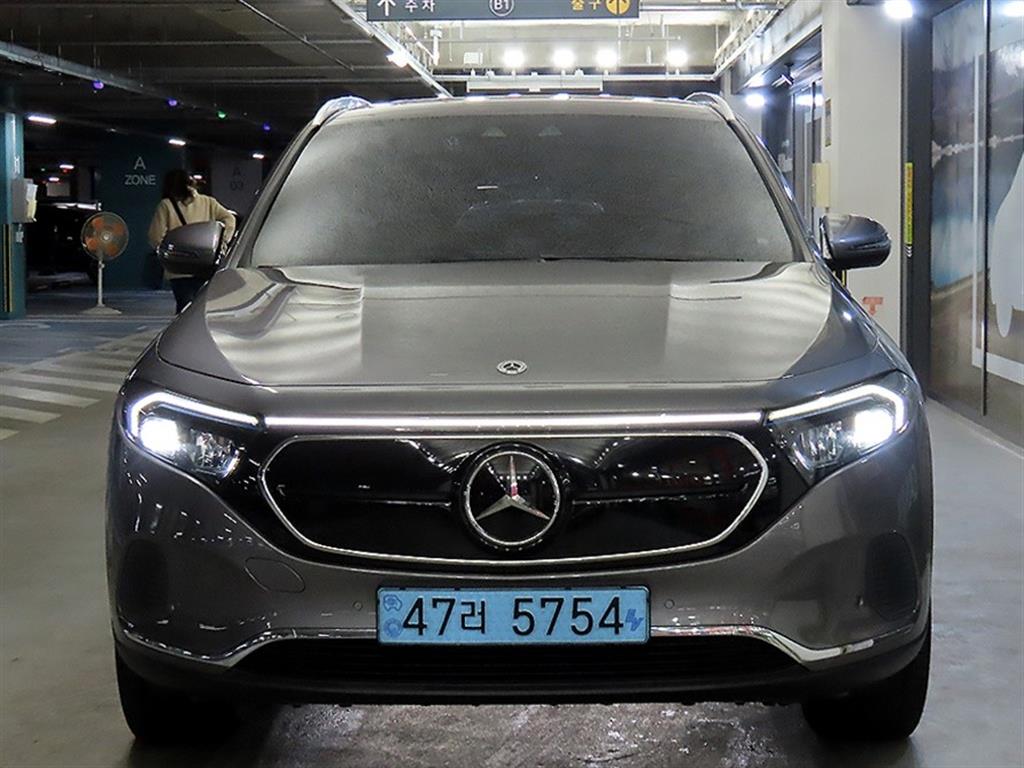 벤츠 EQA 250 - 이미지 14