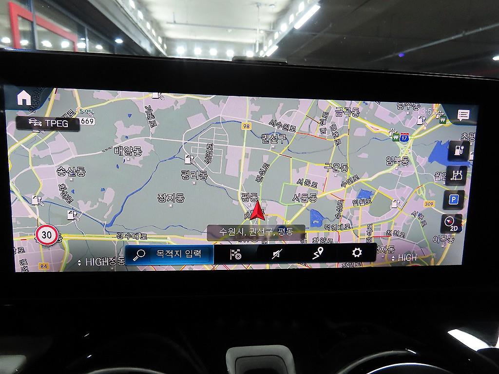 벤츠 EQA 250 - 이미지 16