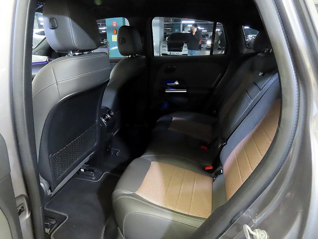 벤츠 EQA 250 - 이미지 5