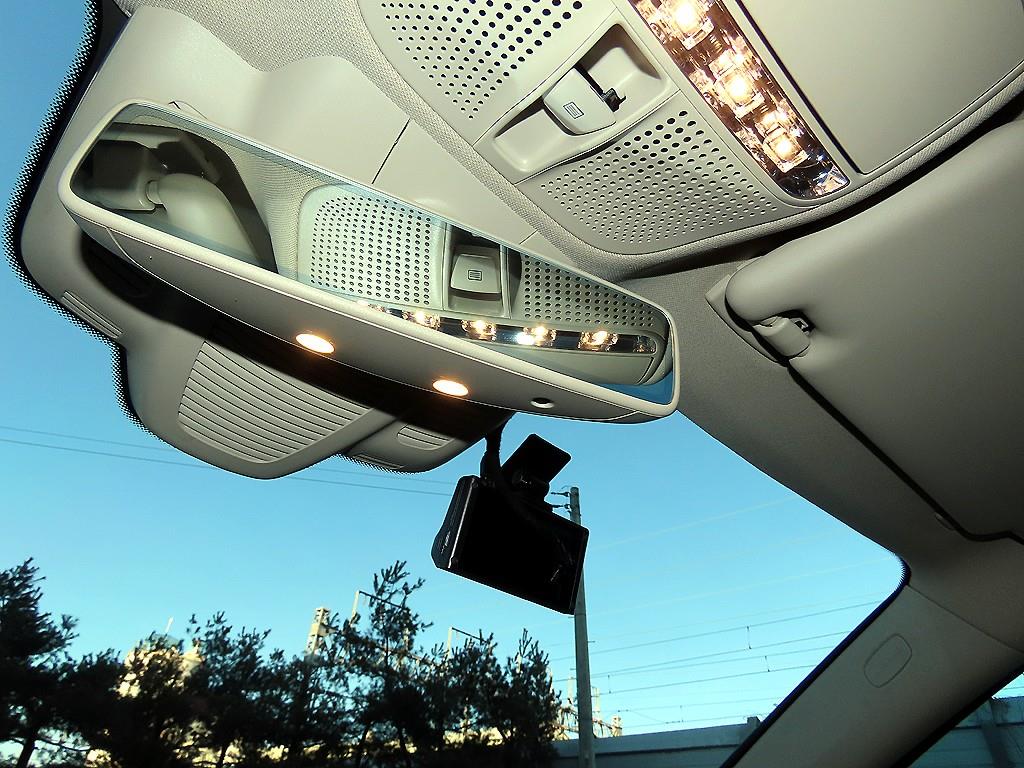 벤츠 E클래스(5세대) E300 4매틱 익스클루시브 - 이미지 9